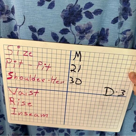 J Jill pima scoop neck elbow sleeve Tee Shirt tunic floral soft casual normcore - Picture 9 of 9